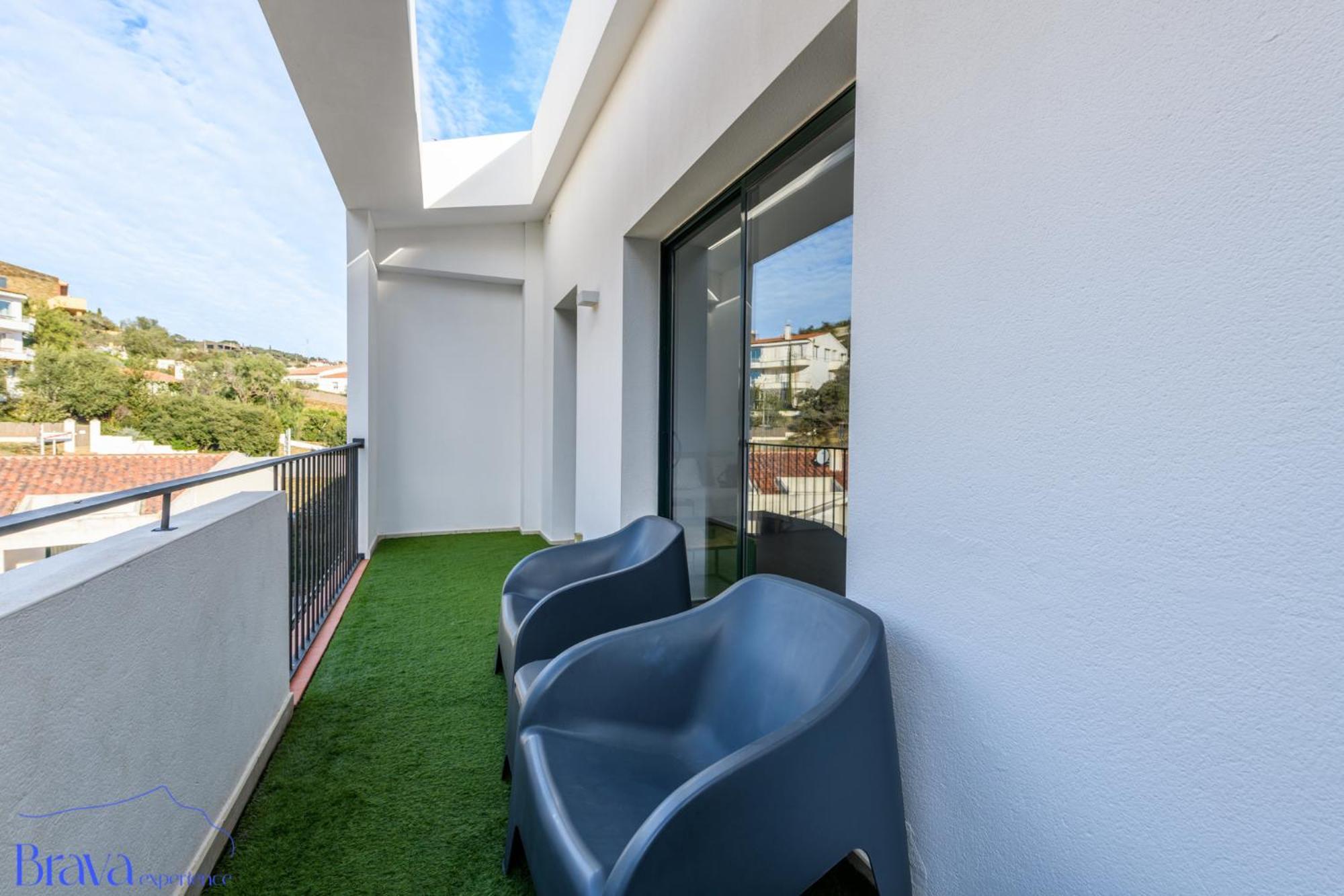 Duplex Sa Tarongeta - 5' Playa I Vistas I Terraza 20m2 I Ascensor I Equipado Apartament Cadaqués