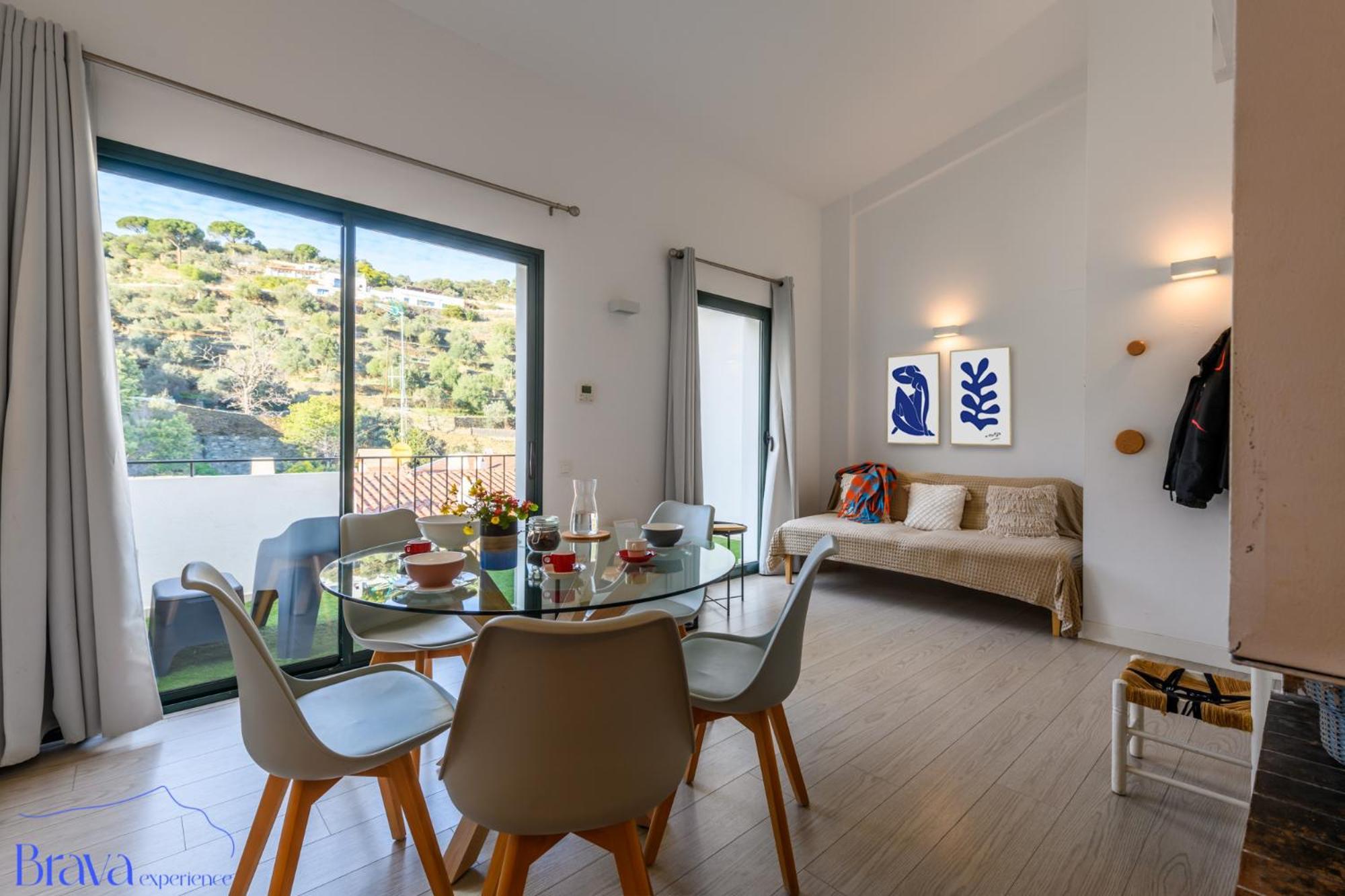 Duplex Sa Tarongeta - 5' Playa I Vistas I Terraza 20m2 I Ascensor I Equipado * Cadaqués
